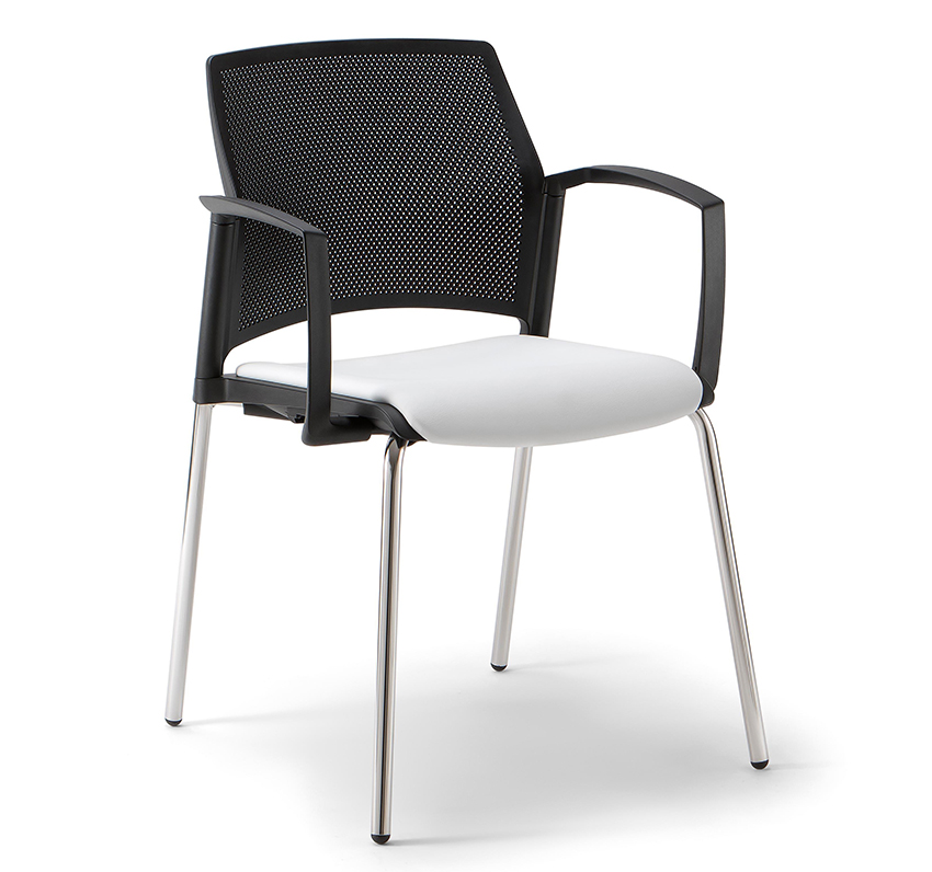 Quadrifoglio Cast multi-purpose chair